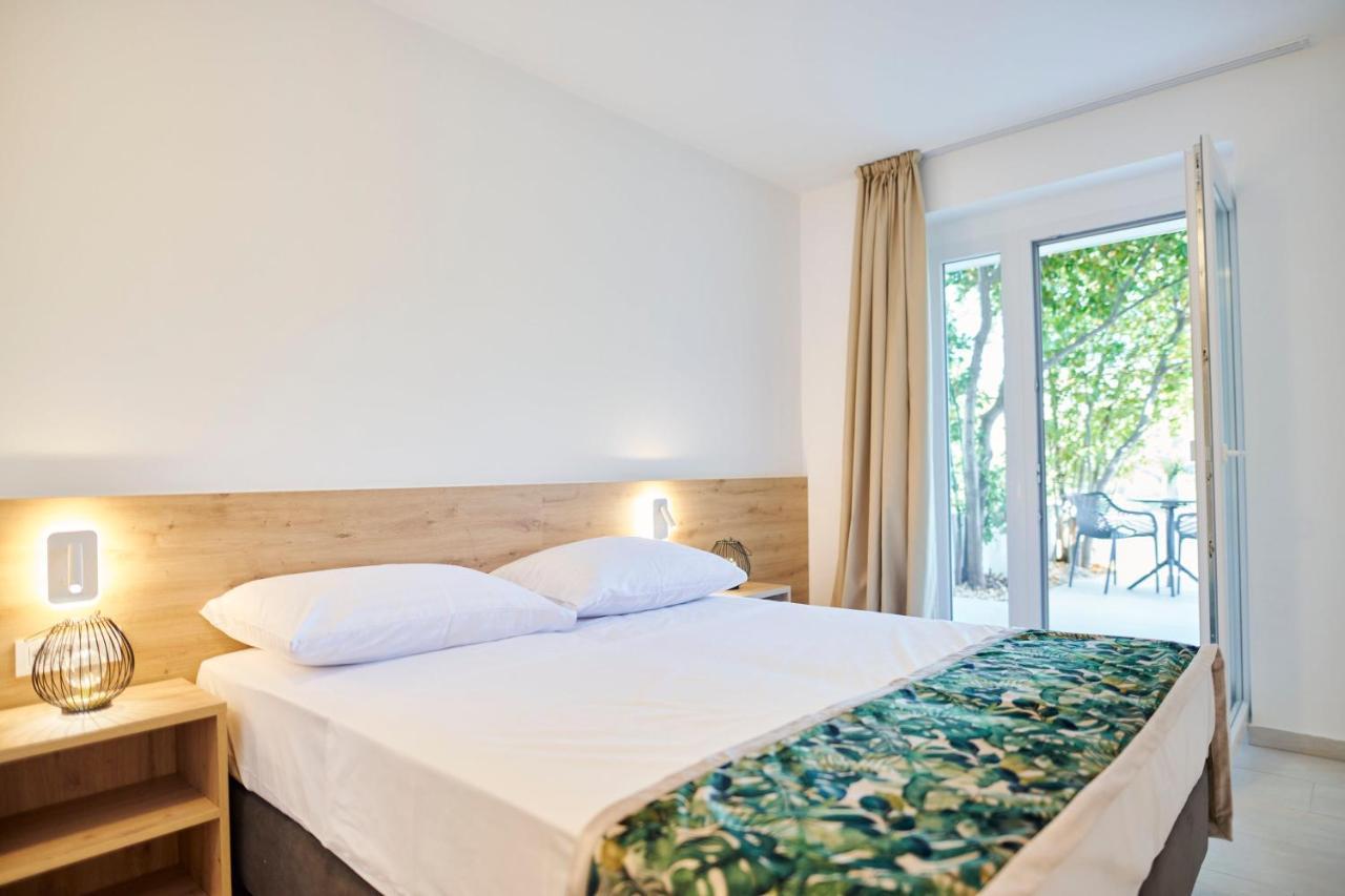 Colentum Resort Murter Eksteriør billede