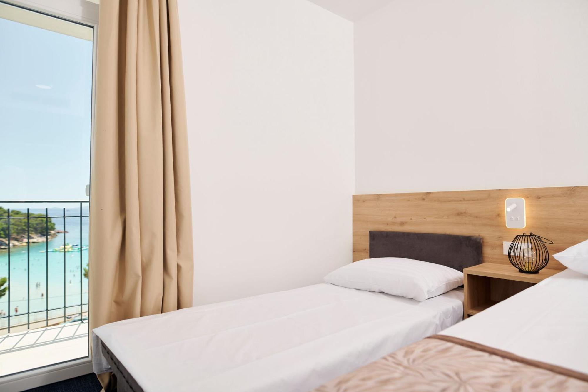 Colentum Resort Murter Værelse billede